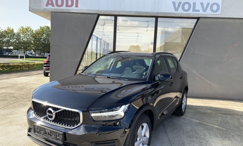 Volvo XC40 T3 automaat/Geartronic  momentum Core + Camera + winterpakket +++